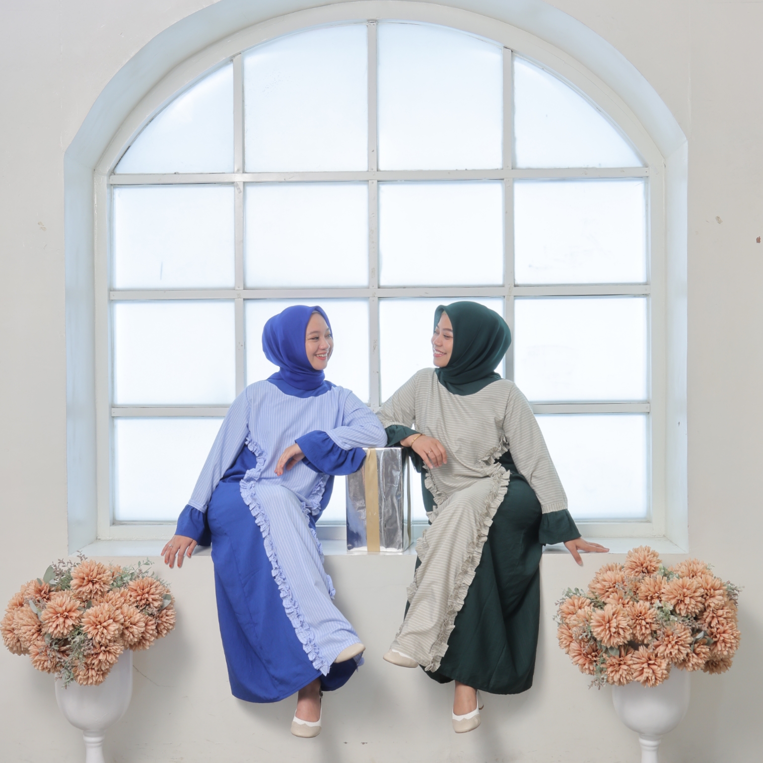 Ayla Ruffle Abaya Emerald Green